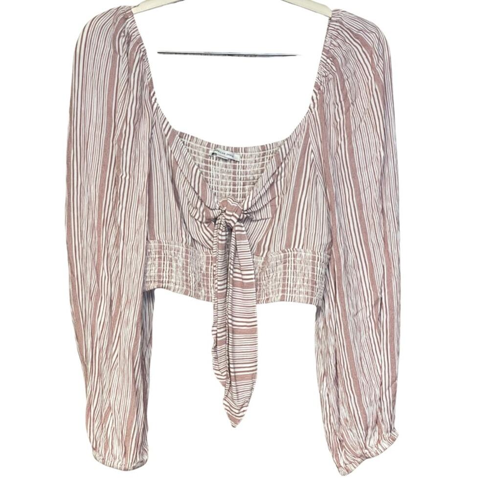 American Eagle cropped long sleeve top red white striped front tie size large